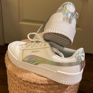 Puma leather sneakers.